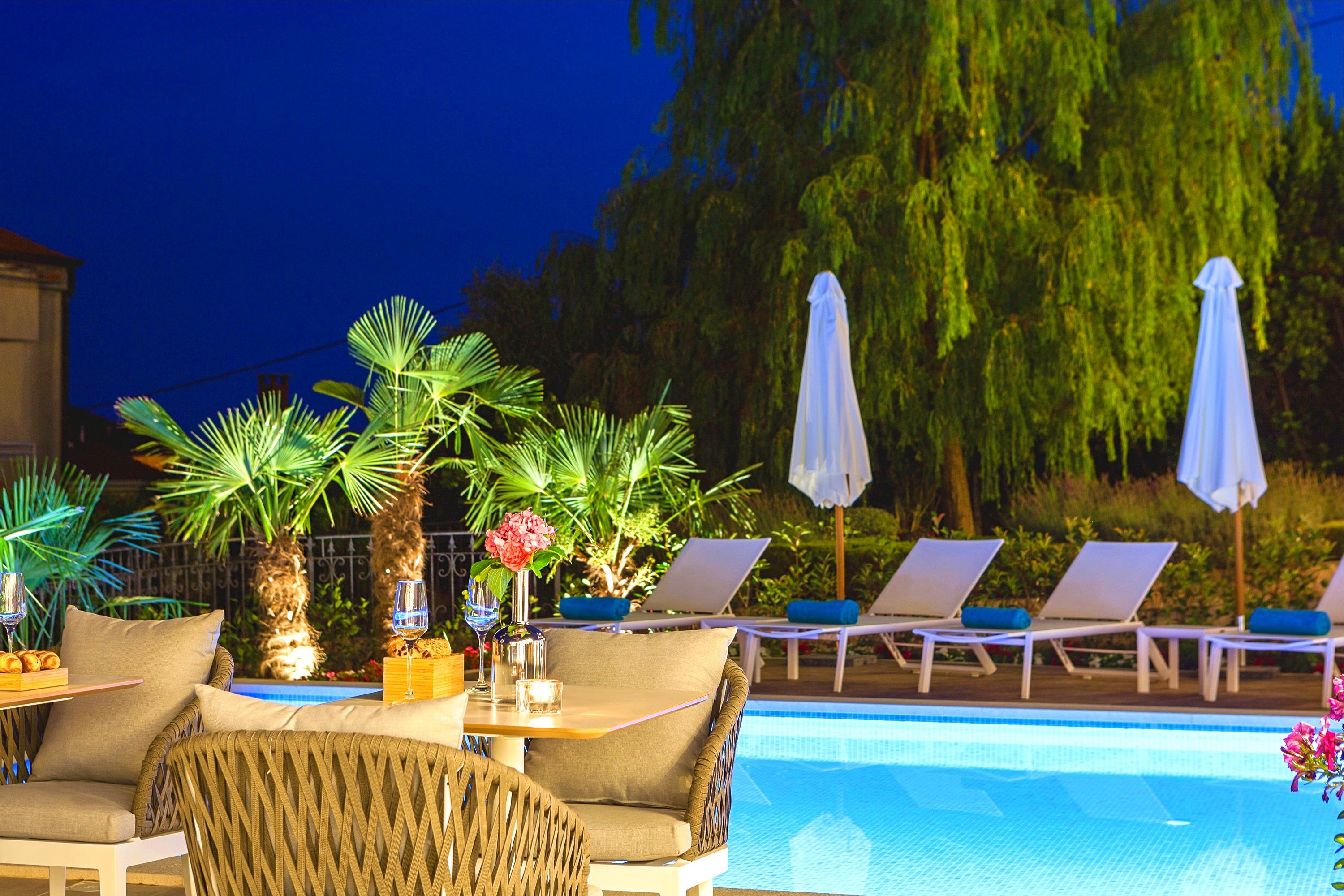 Poolside Sun Loungers